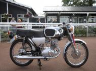 Honda CB125 Supersport
